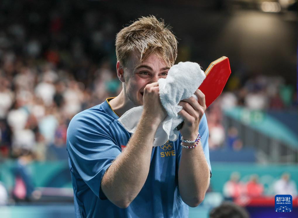 的贡献更隐 的贡献更隐