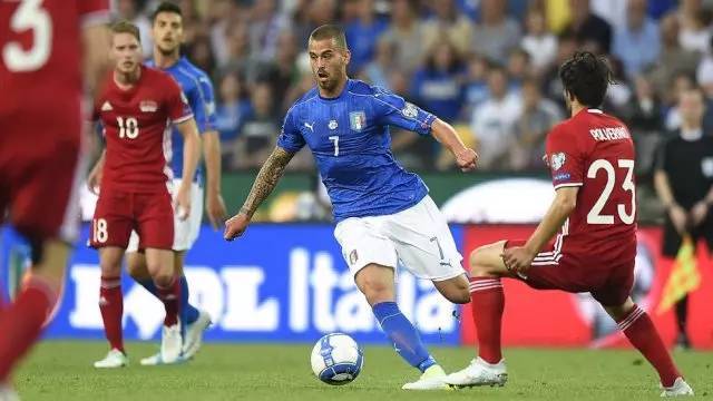 了第二名的 了第二名的