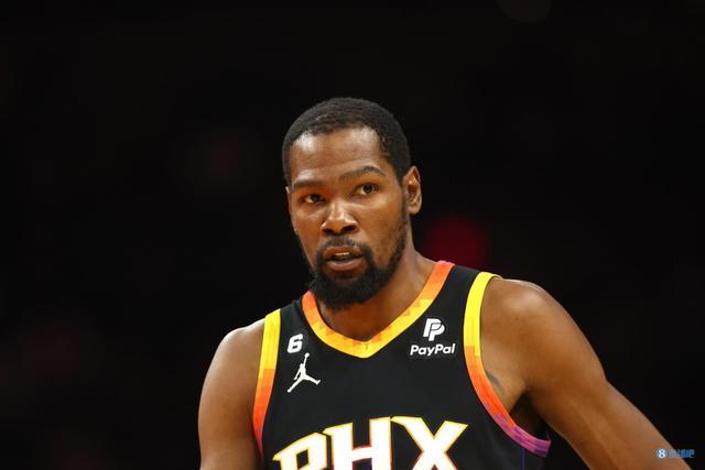 保持领先的 保持领先的