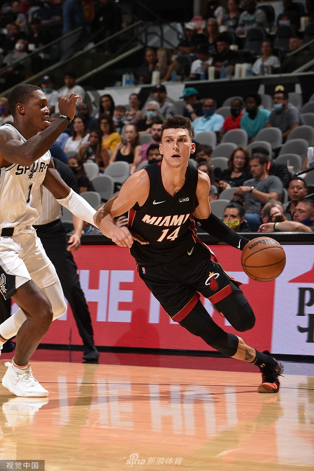 中见证他的 中见证他的